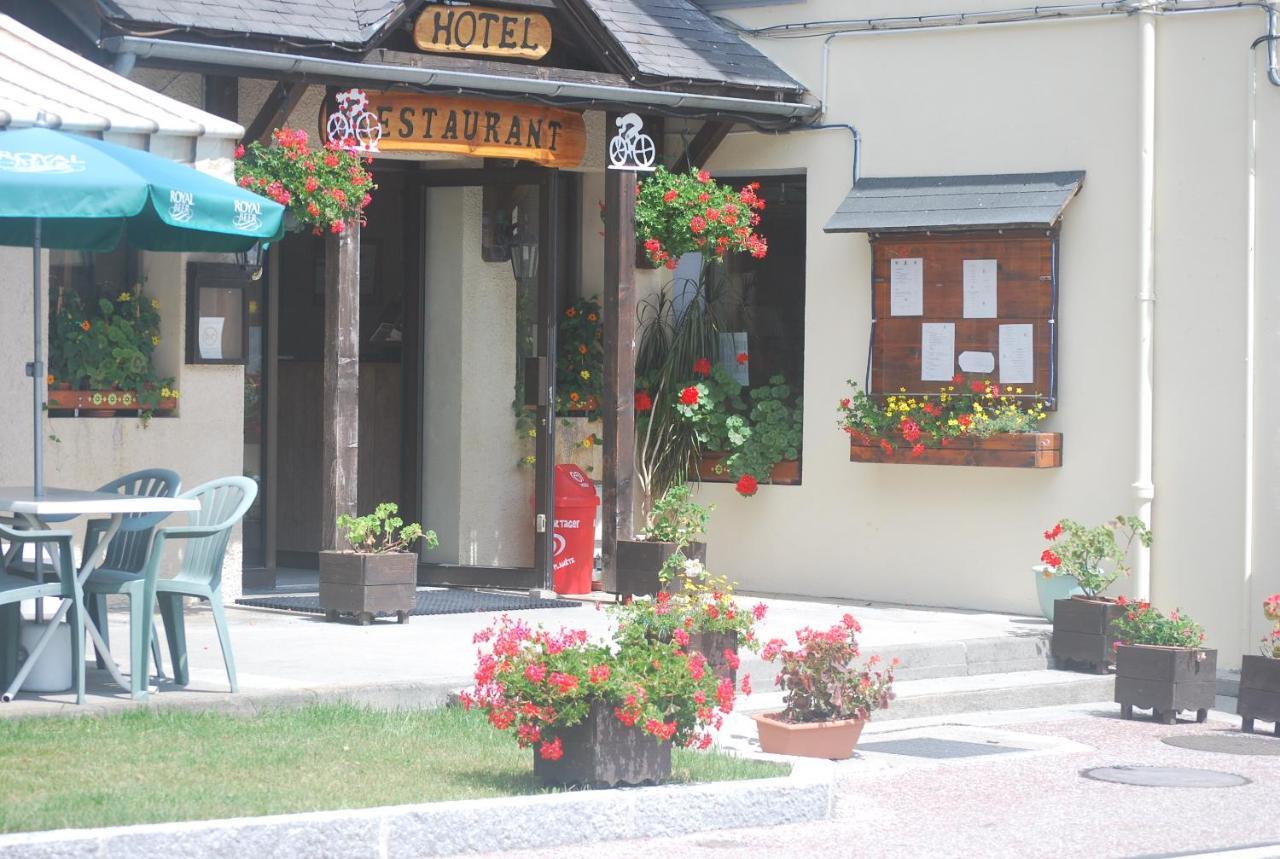 Hotel Restaurant De La Poste Saint-Colomban-des-Villards Exterior foto